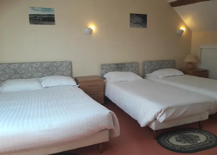 De L'omois 2* באולן-אן-ברי